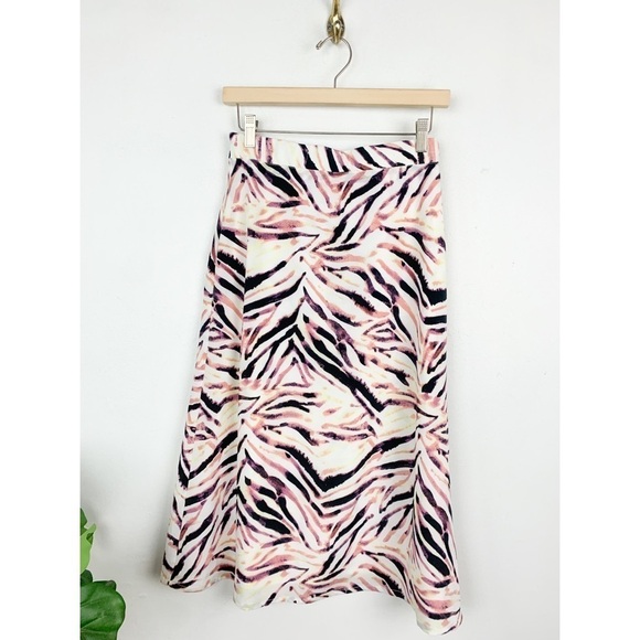 NWT Kendall + Kylie Zebra Print High Waist Midi Skirt Sz S - Picture 2 of 7